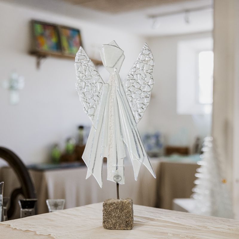 Stor Engel med klare Vinger